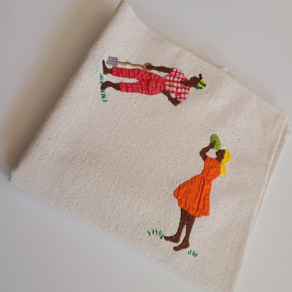Caribbean hand stitched applique and embroidered folk art tablecloth. - Picture 9 of 11